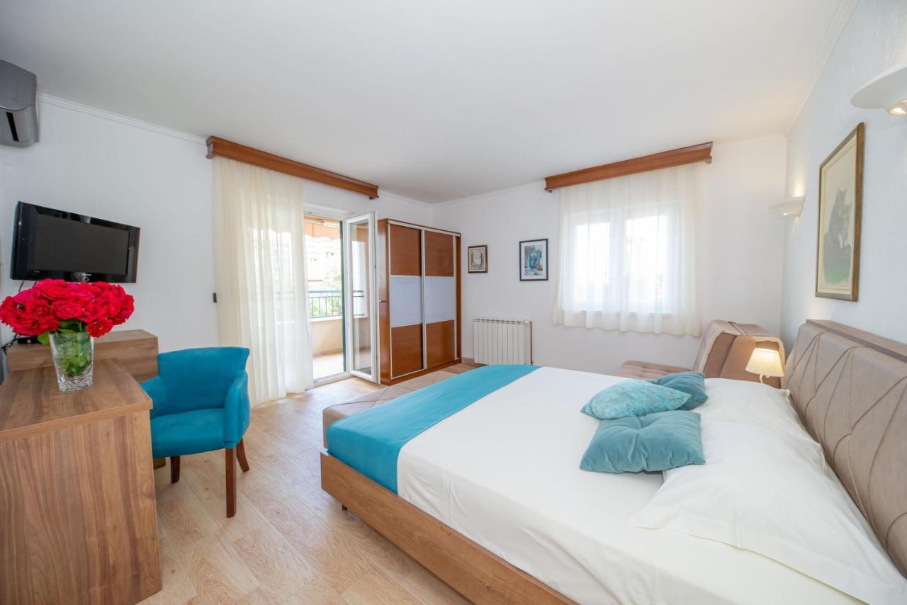 Guest House Medin Petrovac ภายนอก รูปภาพ