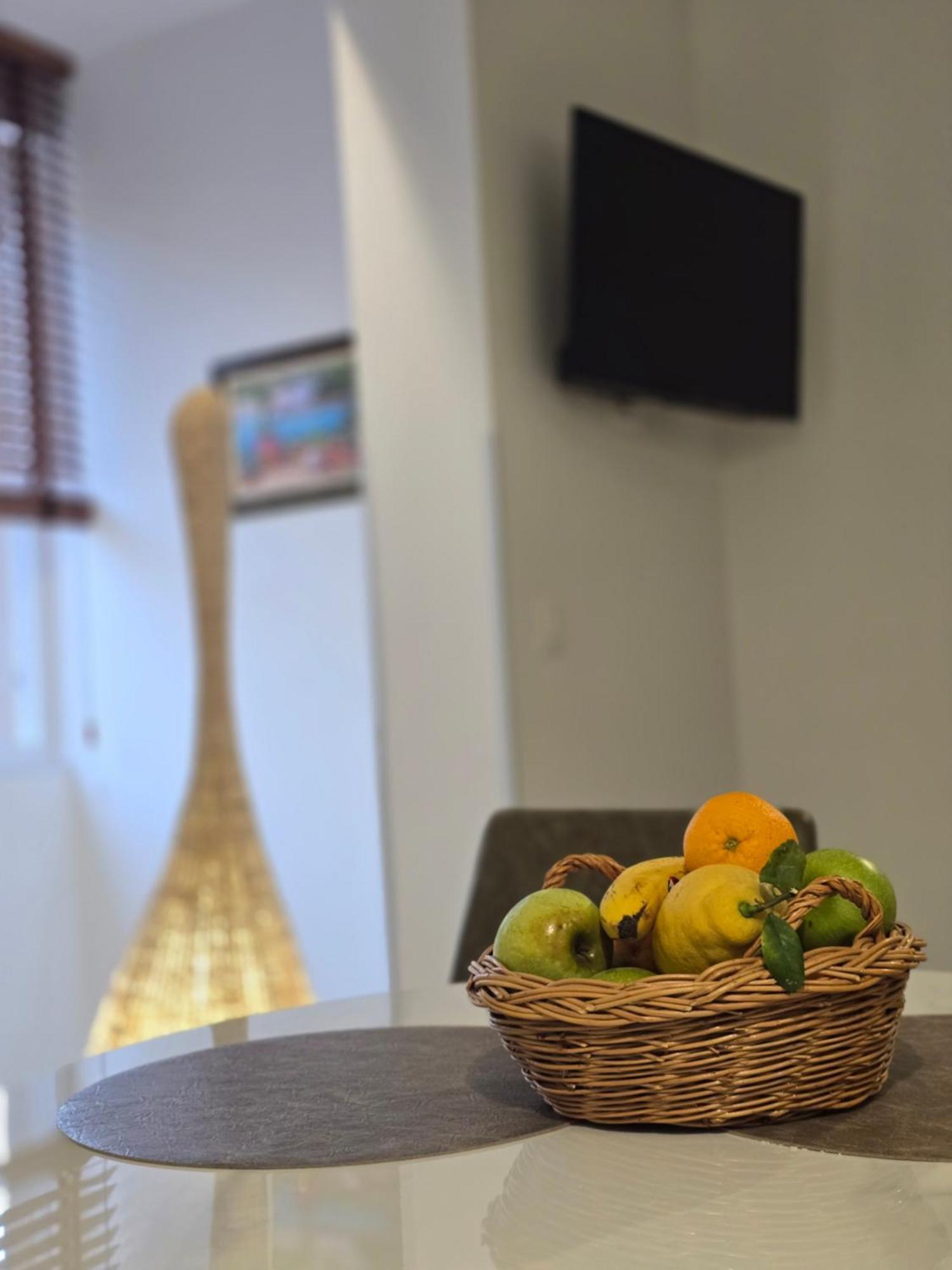 Guest House Medin Petrovac ภายนอก รูปภาพ